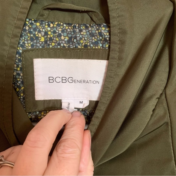 BCBG Jacket - Picture 4 of 7